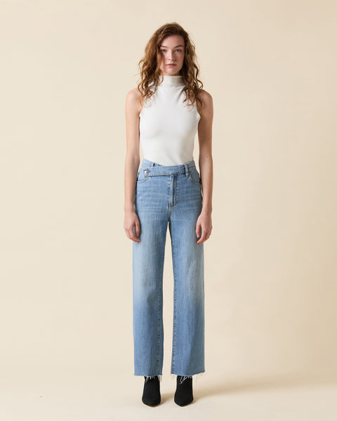 Cinched Waist Slim