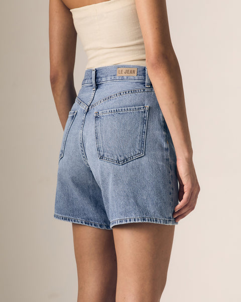 Frida Short