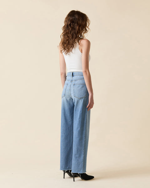 Cinched Waist Slim